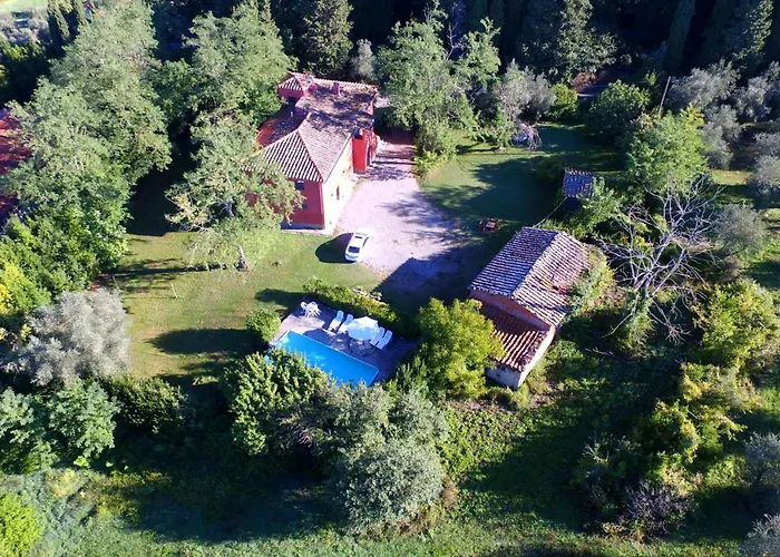 Rustikale Mit Swimmingpool In Den Huegeln Der Toskana By Interhome *