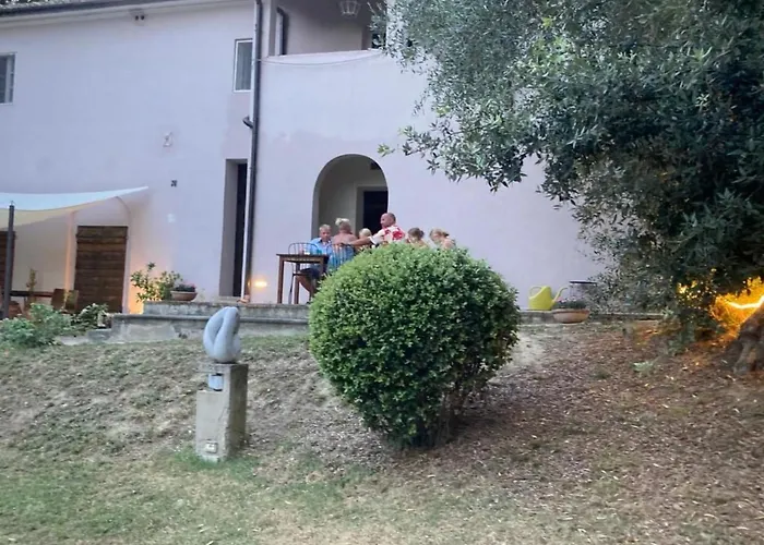 Rustikale Mit Swimmingpool In Den Huegeln Der Toskana By Interhome Ghizzano